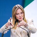 Legge di bilancio approvata, Meloni: “Vale complessivamente circa 26 miliardi”. Secondo scaglione Irpef al 33% fino a 55mila euro e climatizzatori nelle scuole tra le misure